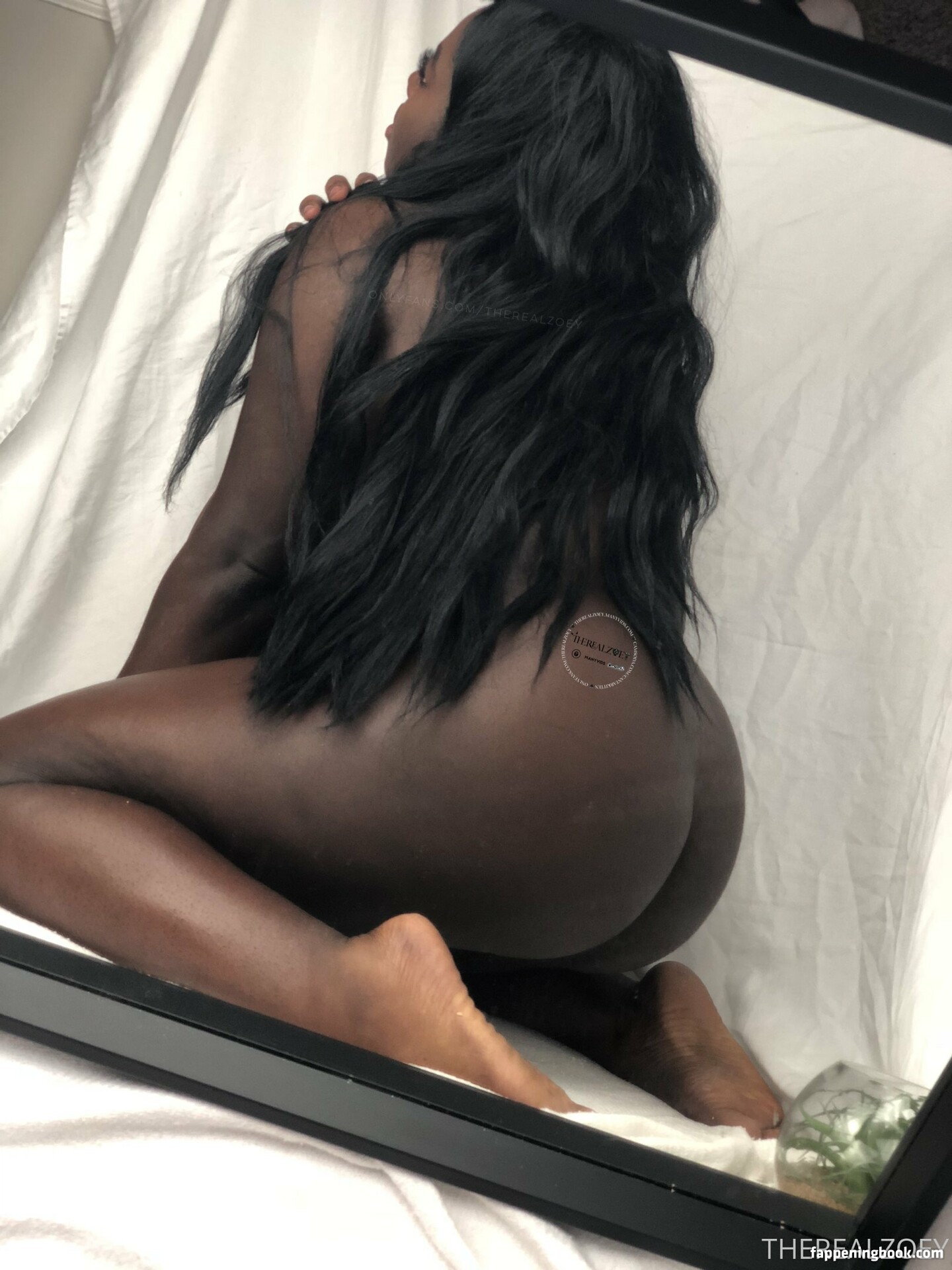 therealzoey Nude OnlyFans Leaks