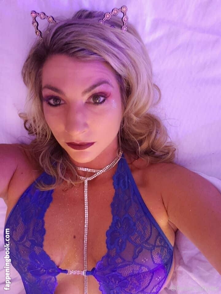 therebeccaryder Nude OnlyFans Leaks