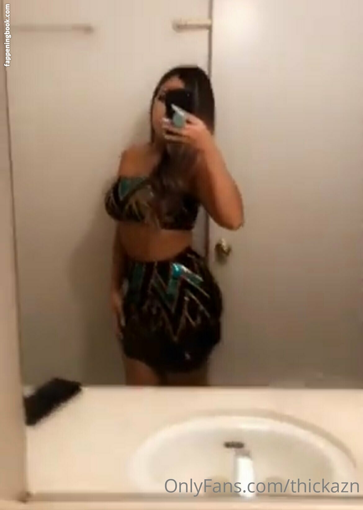 ThickAzn Fapello Latest Exclusive Leaked Photos