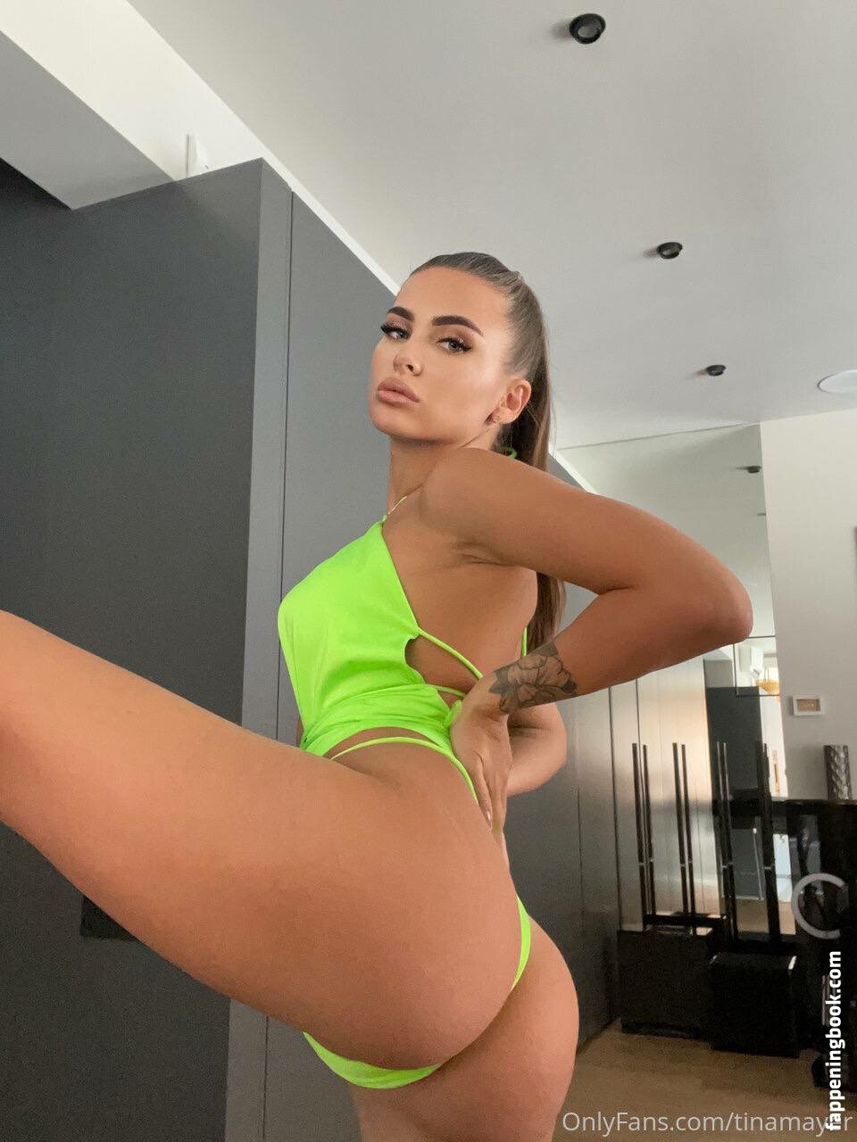 tinamayer Nude OnlyFans Leaks