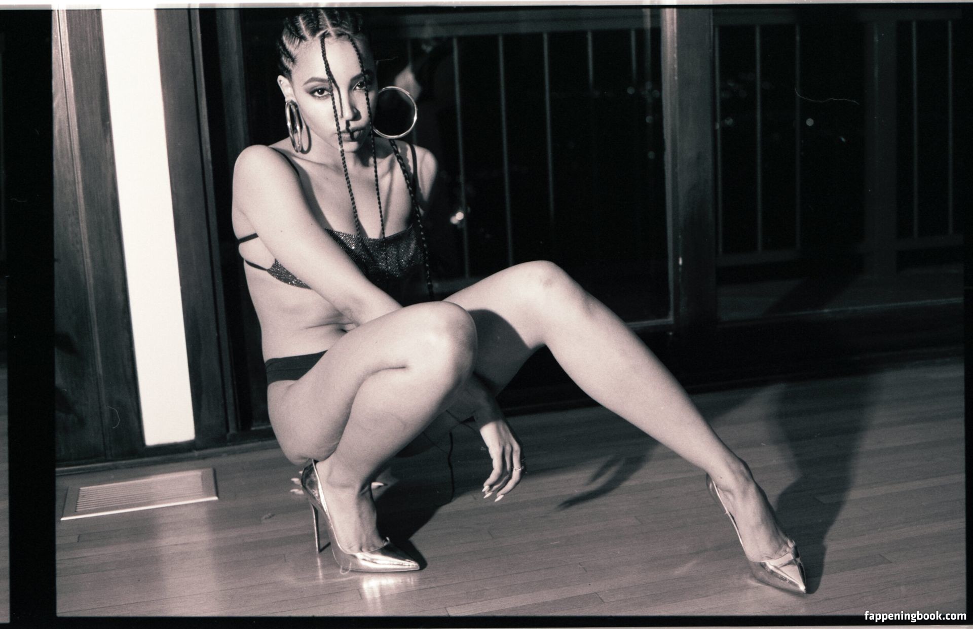 Tinashe Nude
