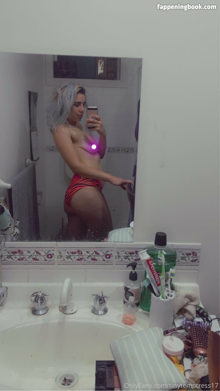 tinytemptress17 Nude OnlyFans Leaks