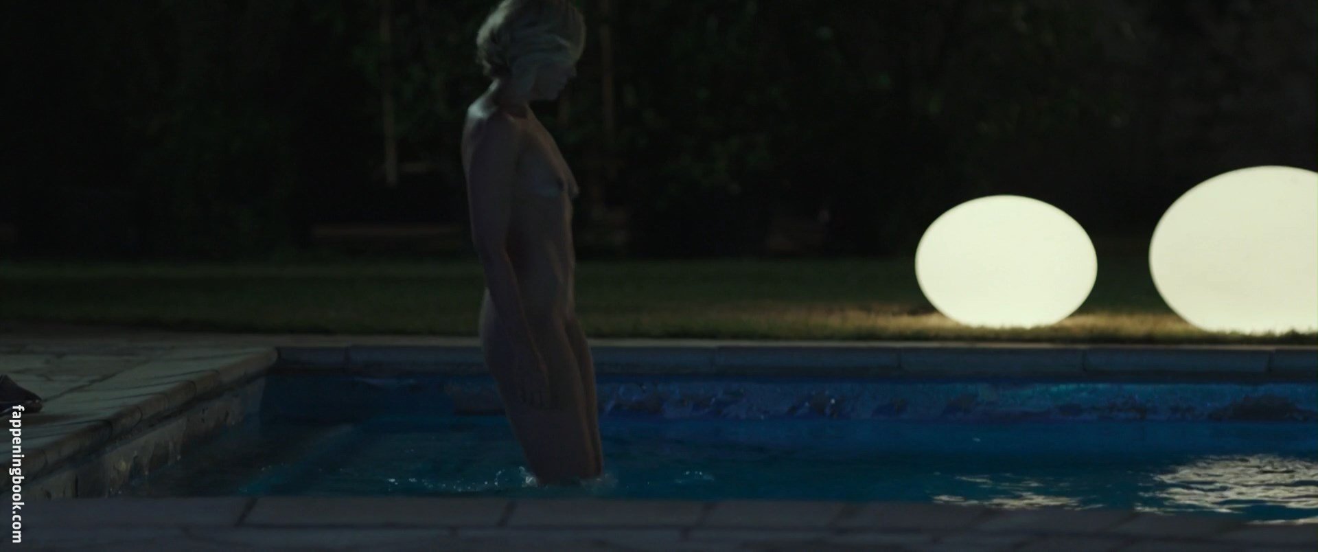 Toni Collette Nude
