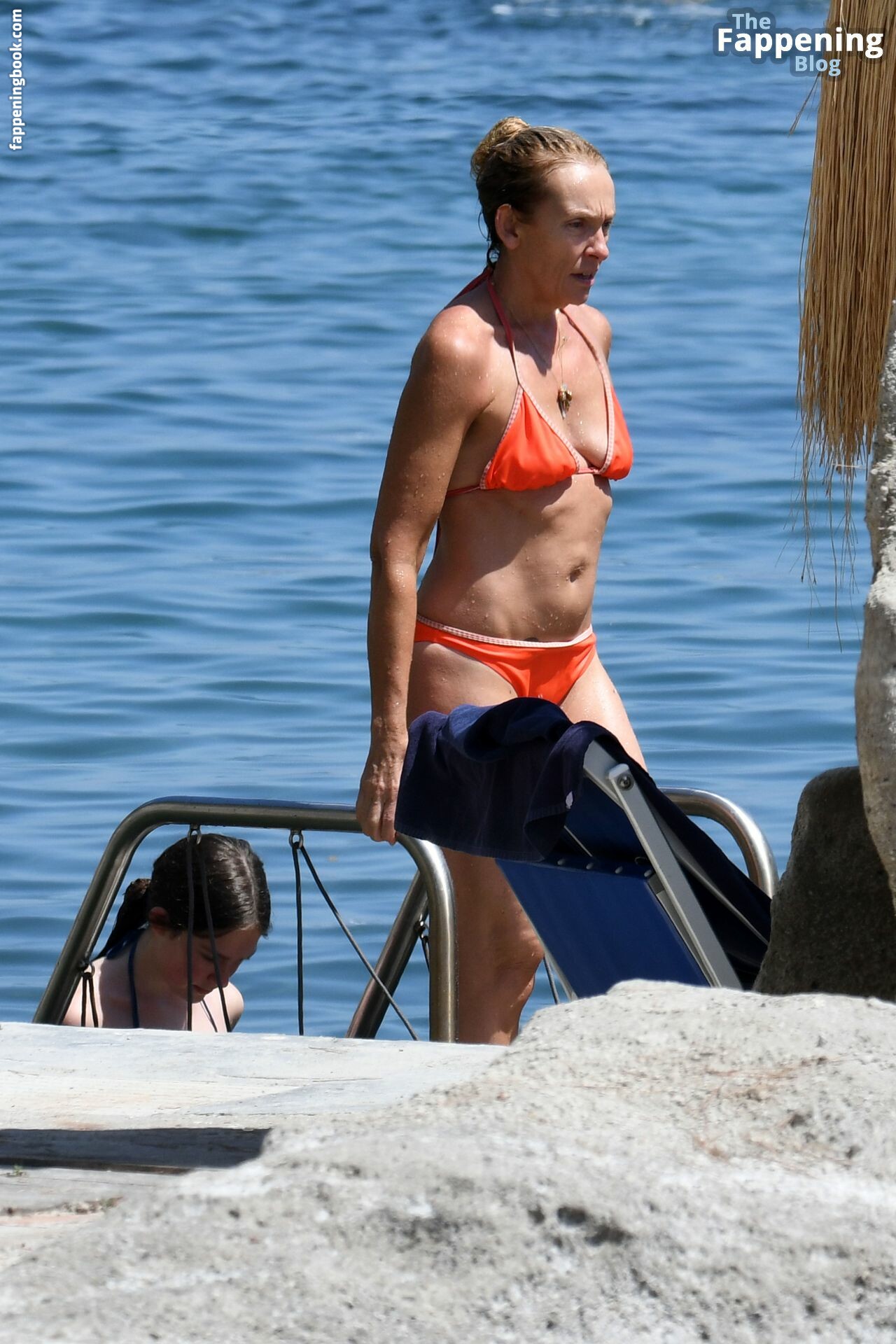 Toni Collette Fapello Latest Exclusive Leaked Photos