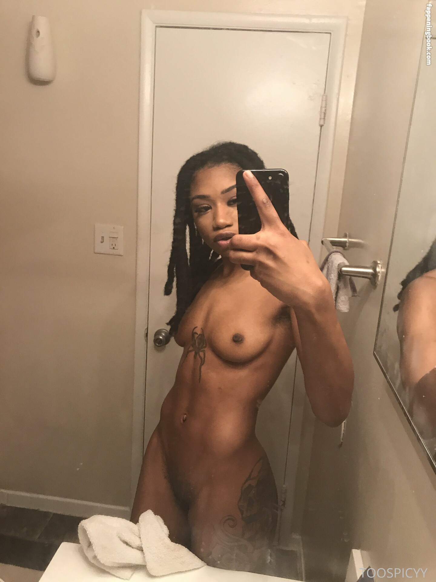 tootorch Nude OnlyFans Leaks