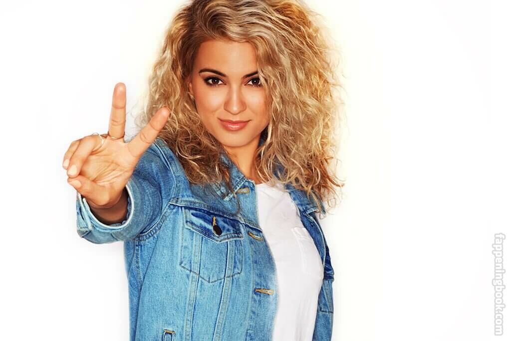 Tori Kelly erome Latest Exclusive Leaked Photos