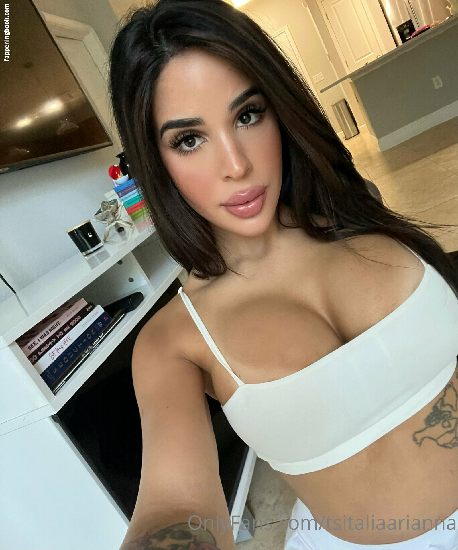 tsitaliaarianna Nude OnlyFans Leaks