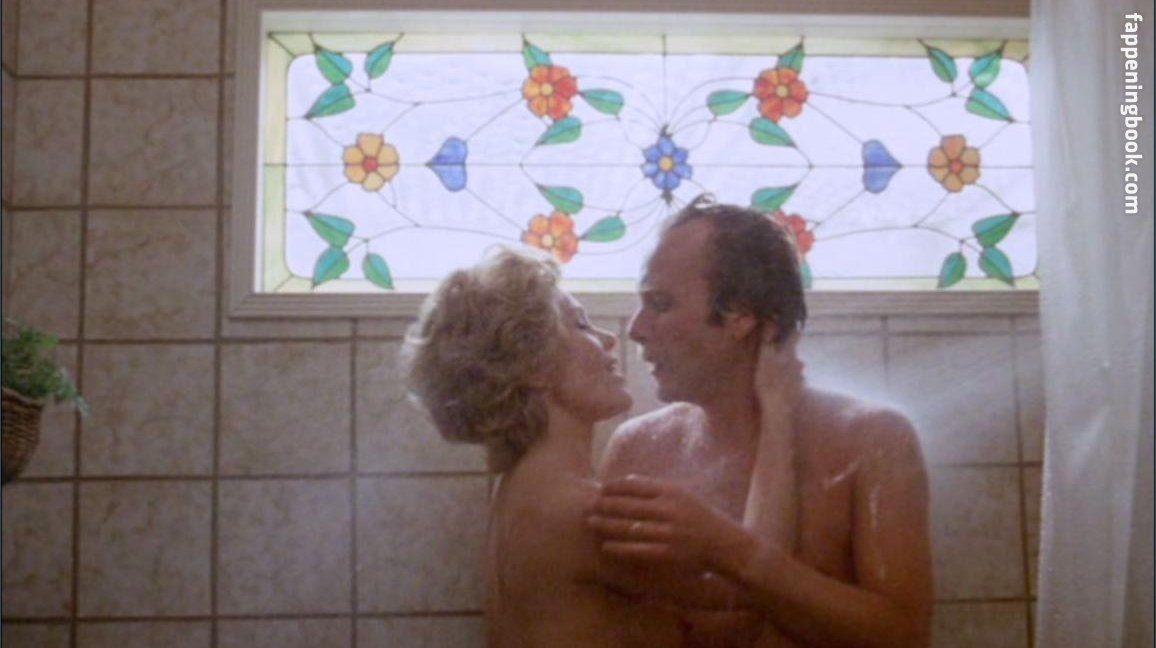 Nude Roles in Movies: Intimate Affairs (2002), Serial (1980) .