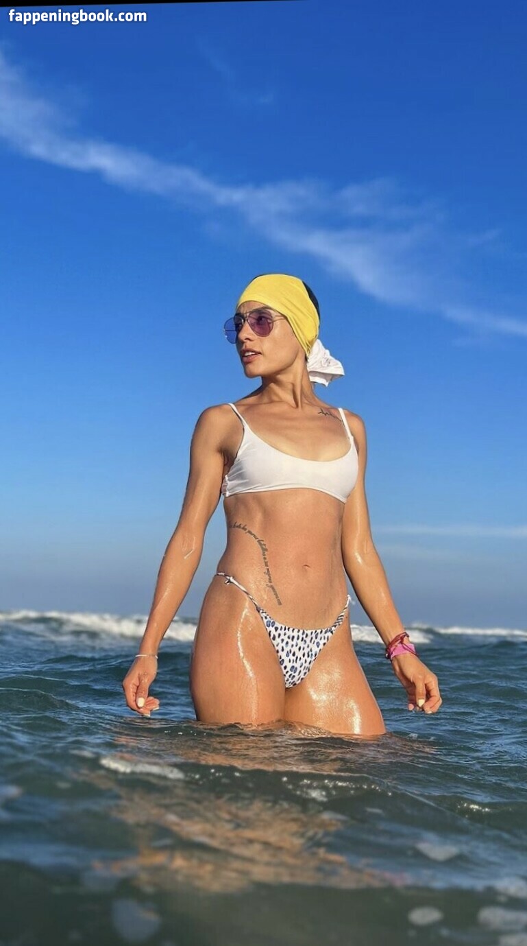 Valentina De Idhali Nude
