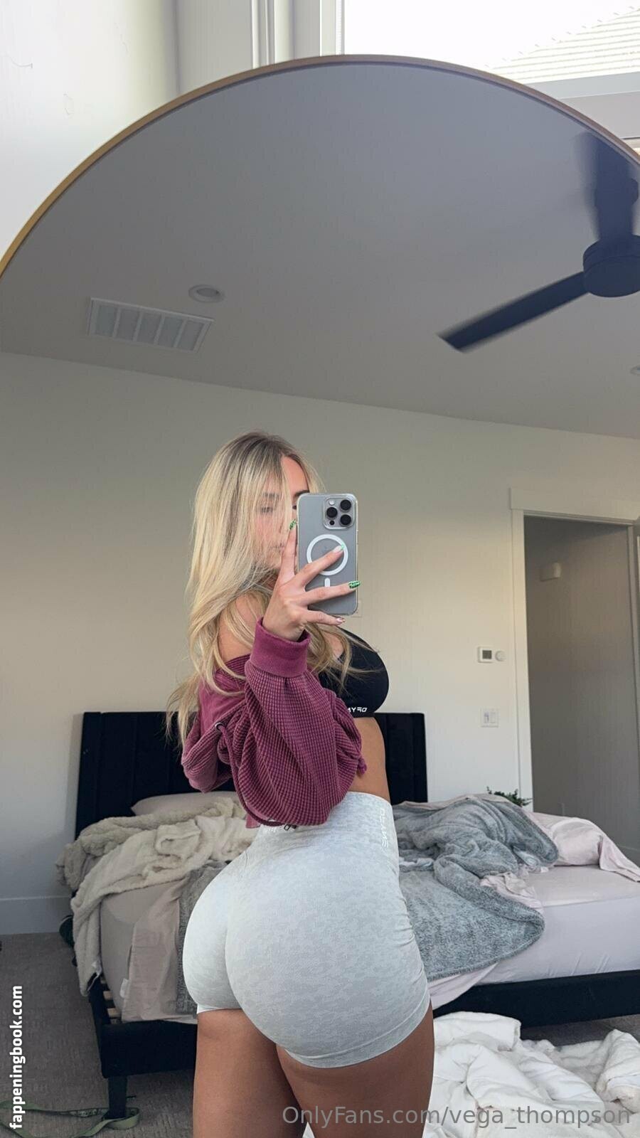 Vega Thompson / vega.cos / vega_thompson Nude, OnlyFans Leaks