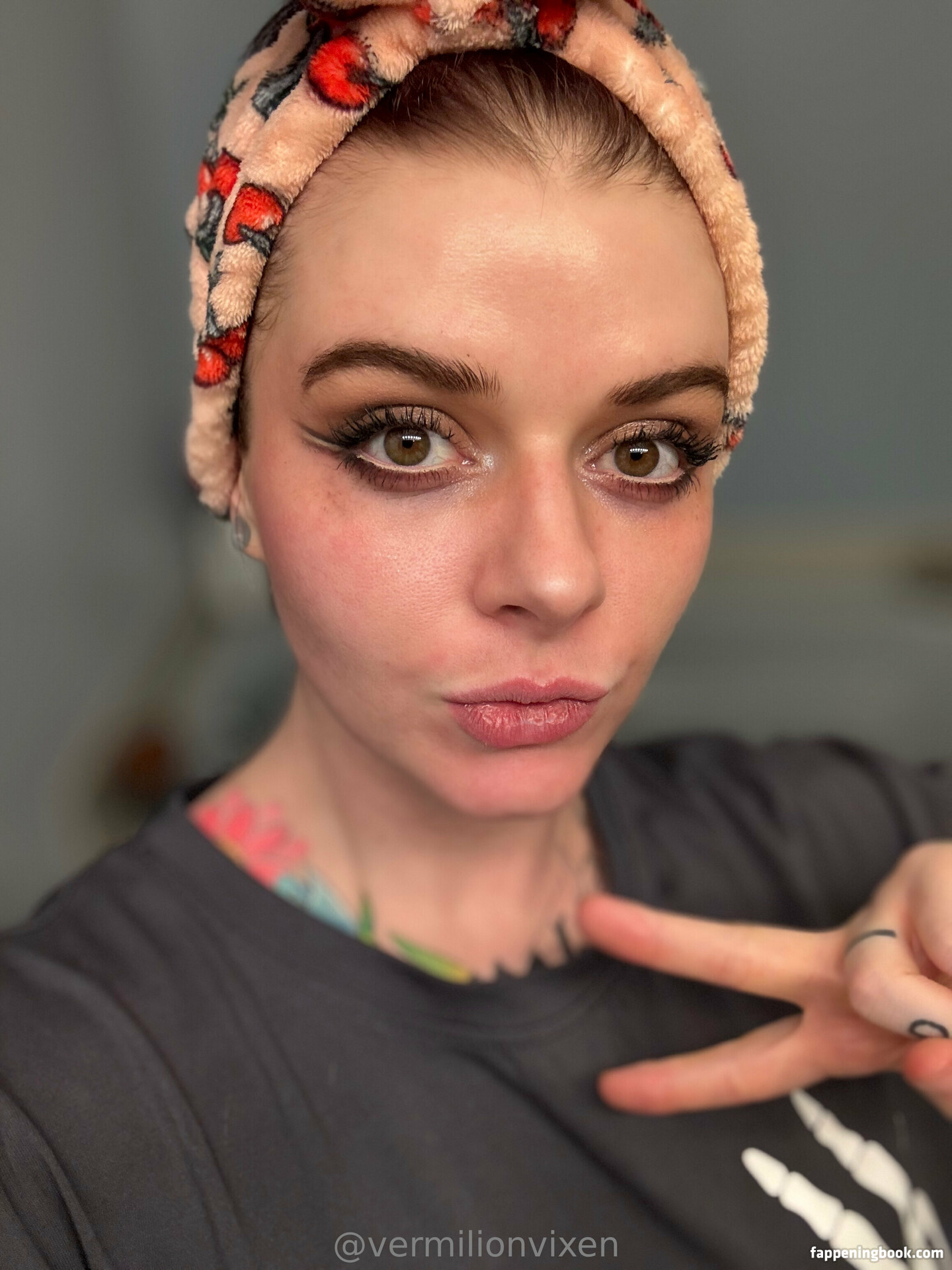 vermilionvixen Nude, OnlyFans Leaks, Fappening - FappeningBook