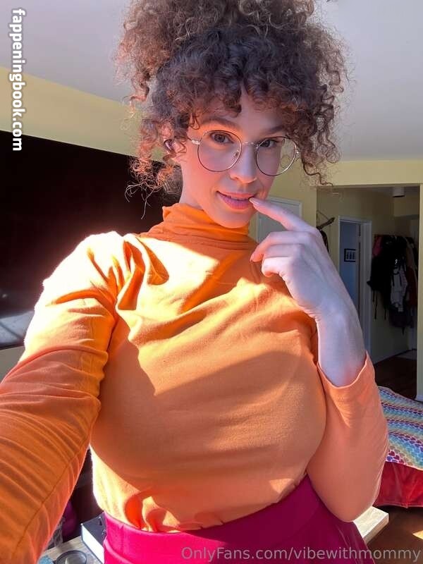 vibewithmommy / vibewmommy Nude, OnlyFans Leaks, Fappening - FappeningBook