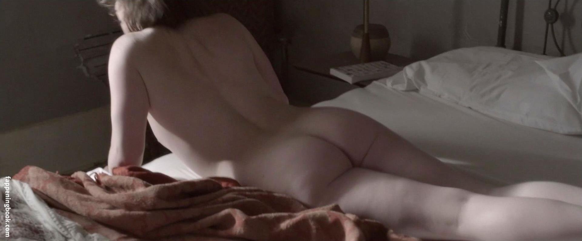 Victoria Bidewell Nude