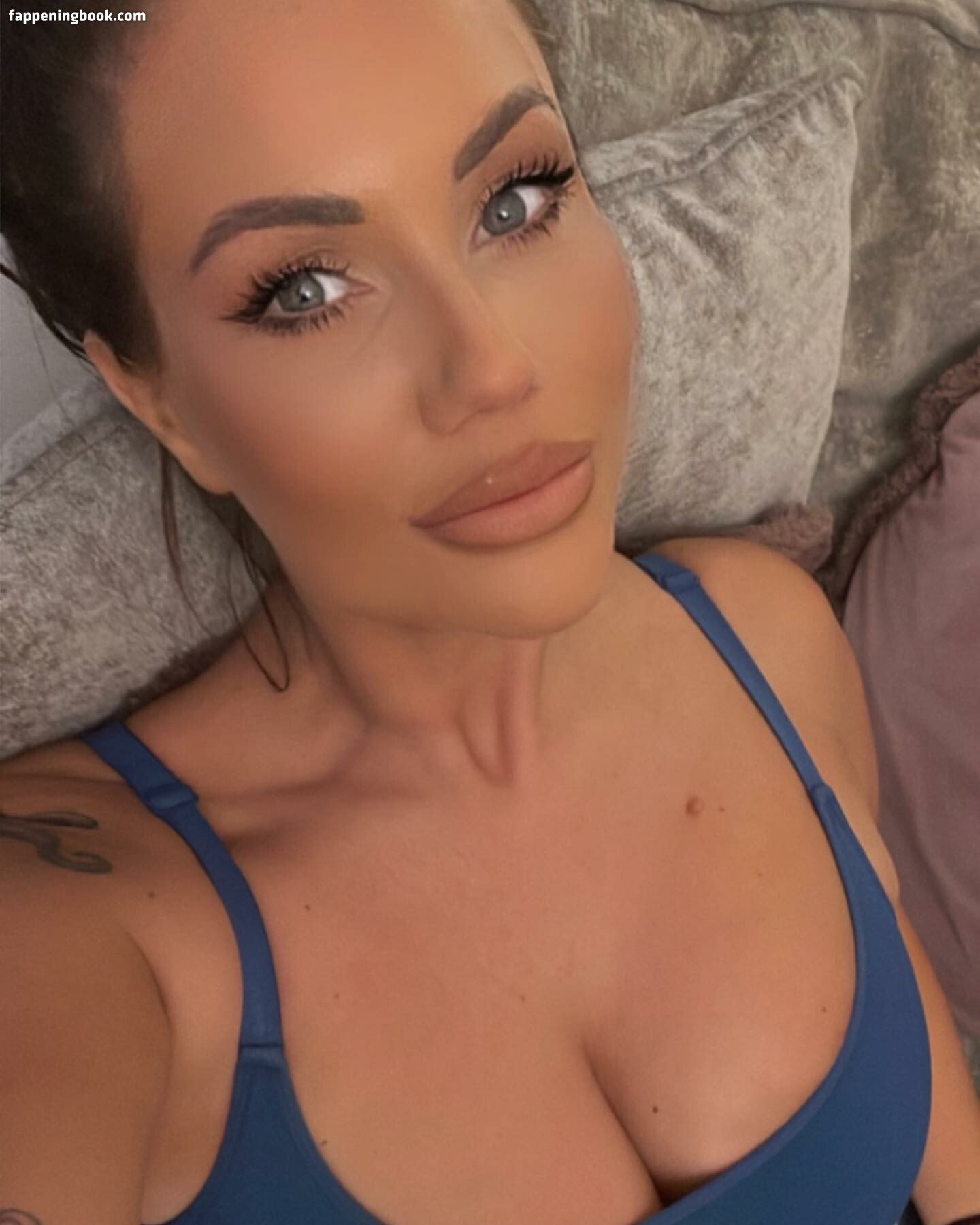 Victoria Love Nude OnlyFans Leaks