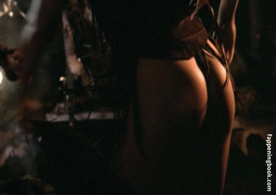 Victoria Pratt Nude