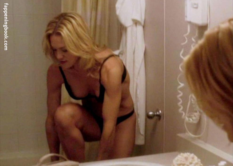 Victoria Pratt Nude