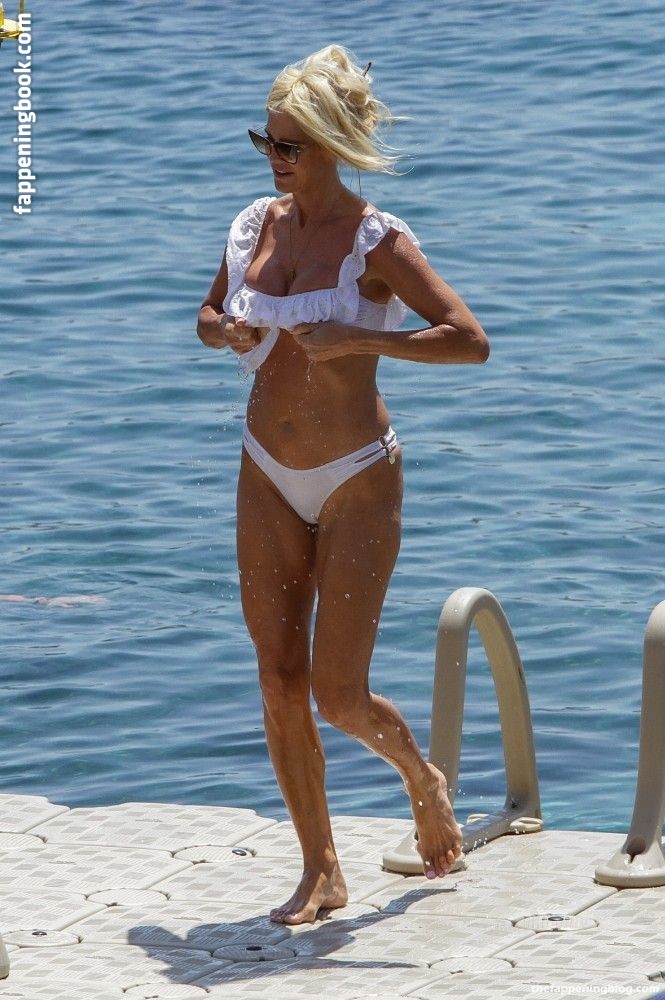 Victoria Silvstedt Nude