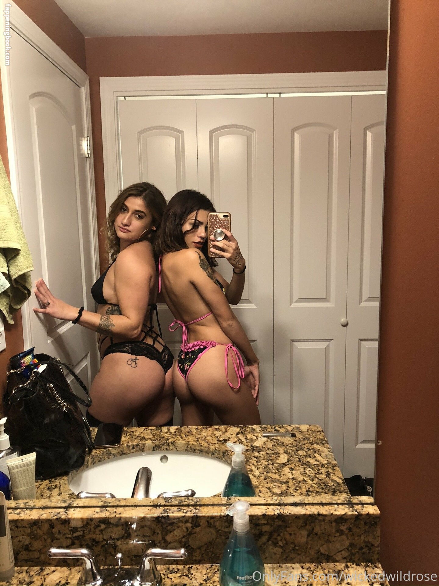 wickedwildrose Nude OnlyFans Leaks