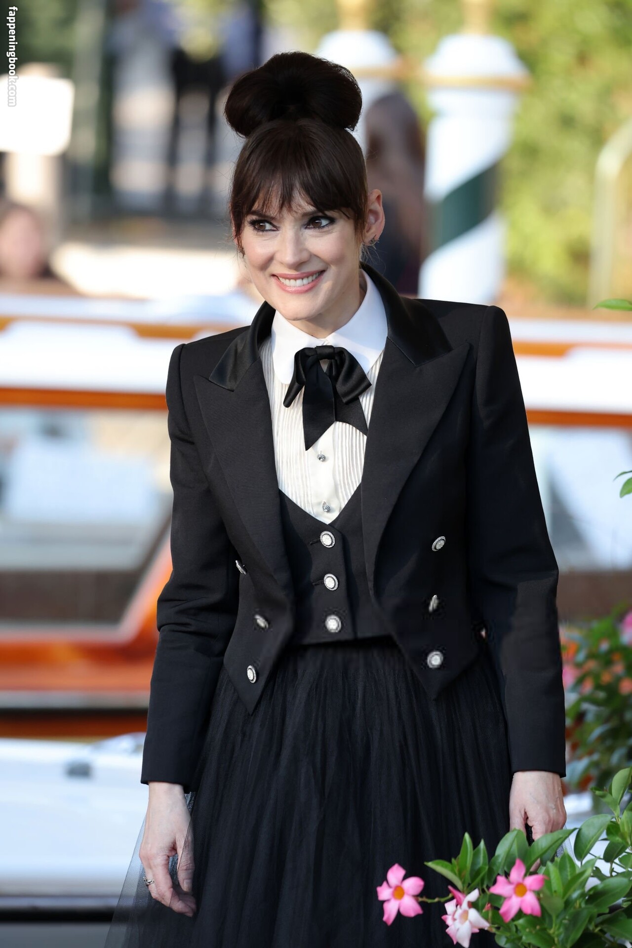 Winona Ryder Fapello Latest Exclusive Leaked Photos