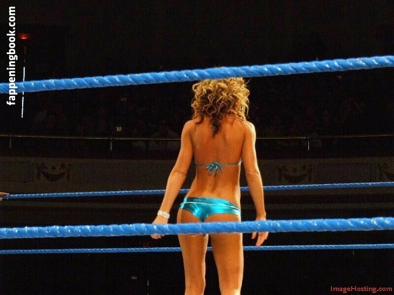 WWE Michelle McCool Nude