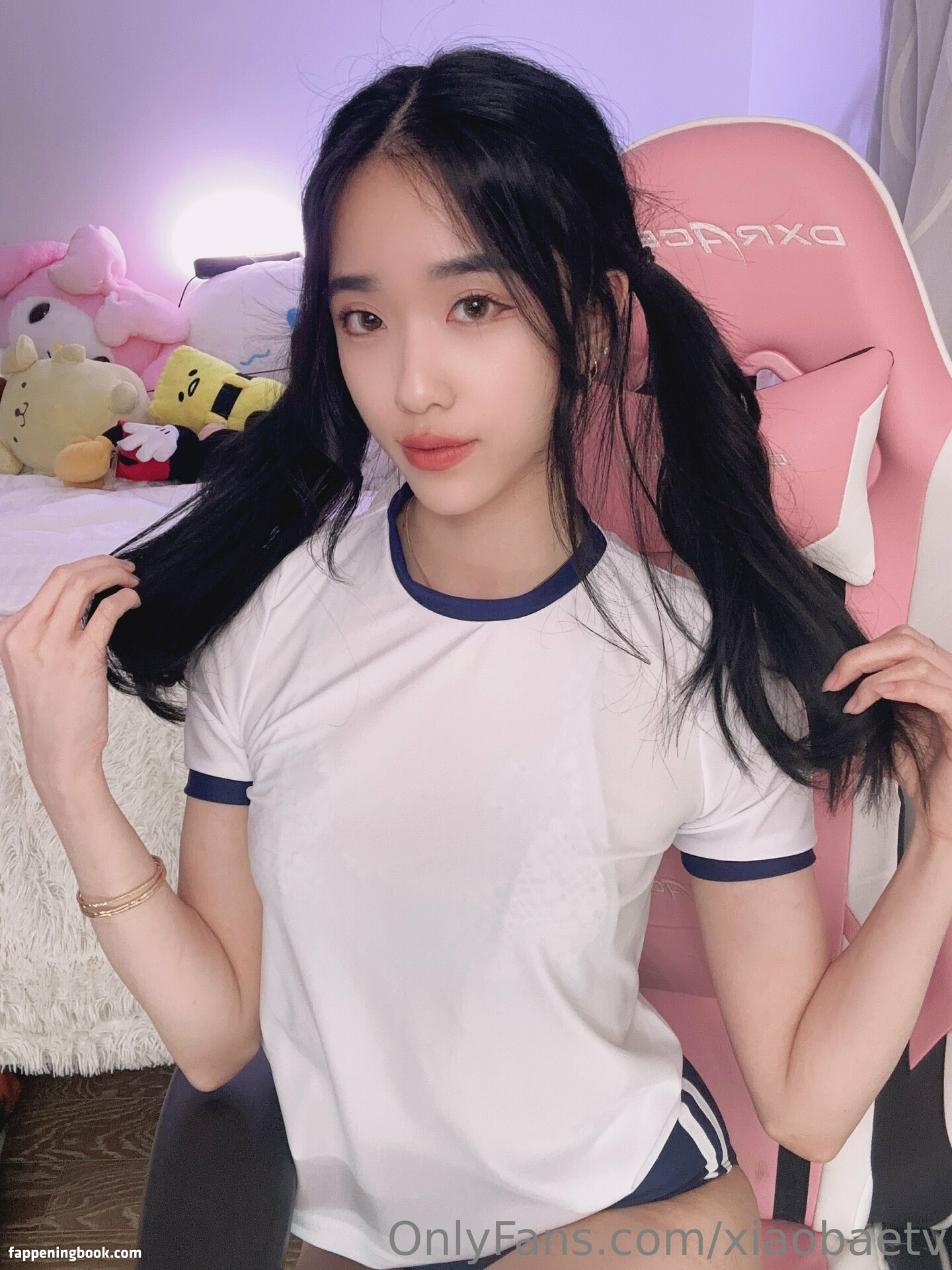 xiaobaetv Nude OnlyFans Leaks