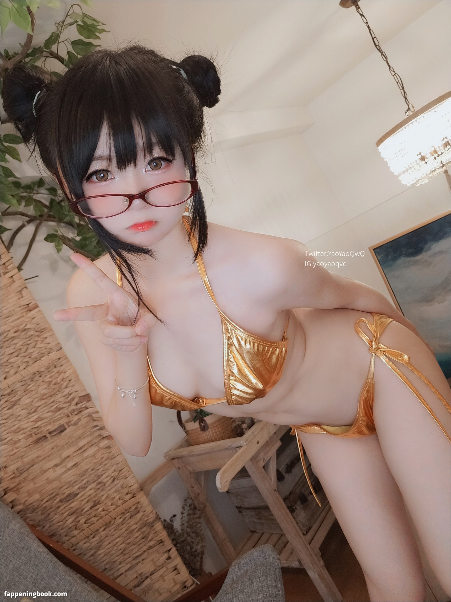 YaoYaoQwQ Nude