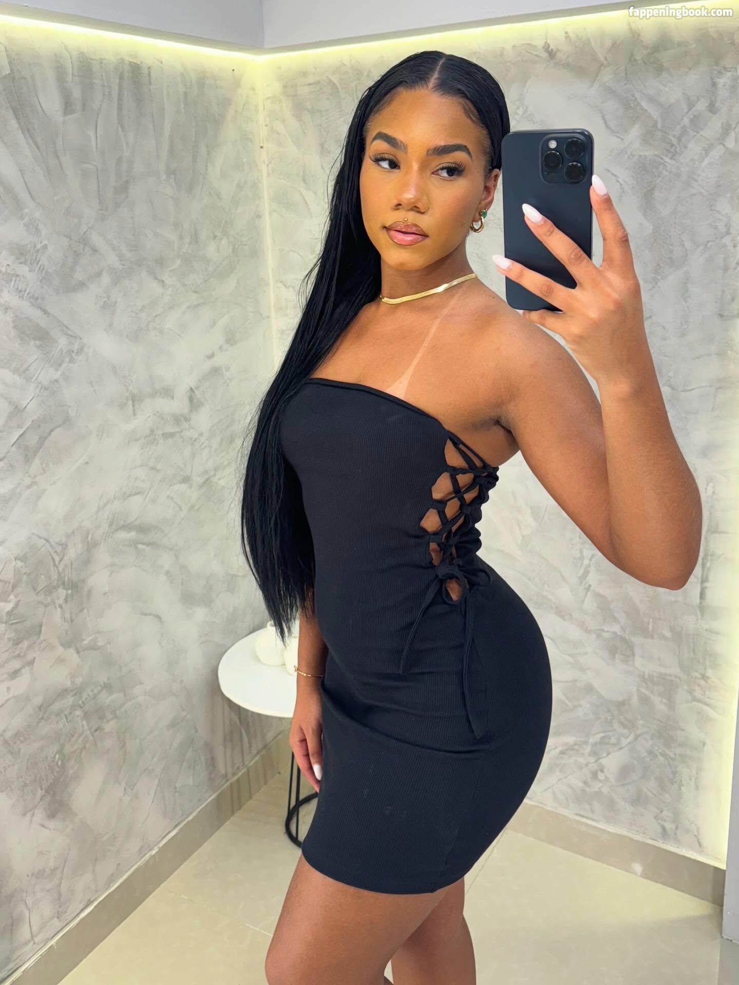 yasmimcaldeira__ Nude