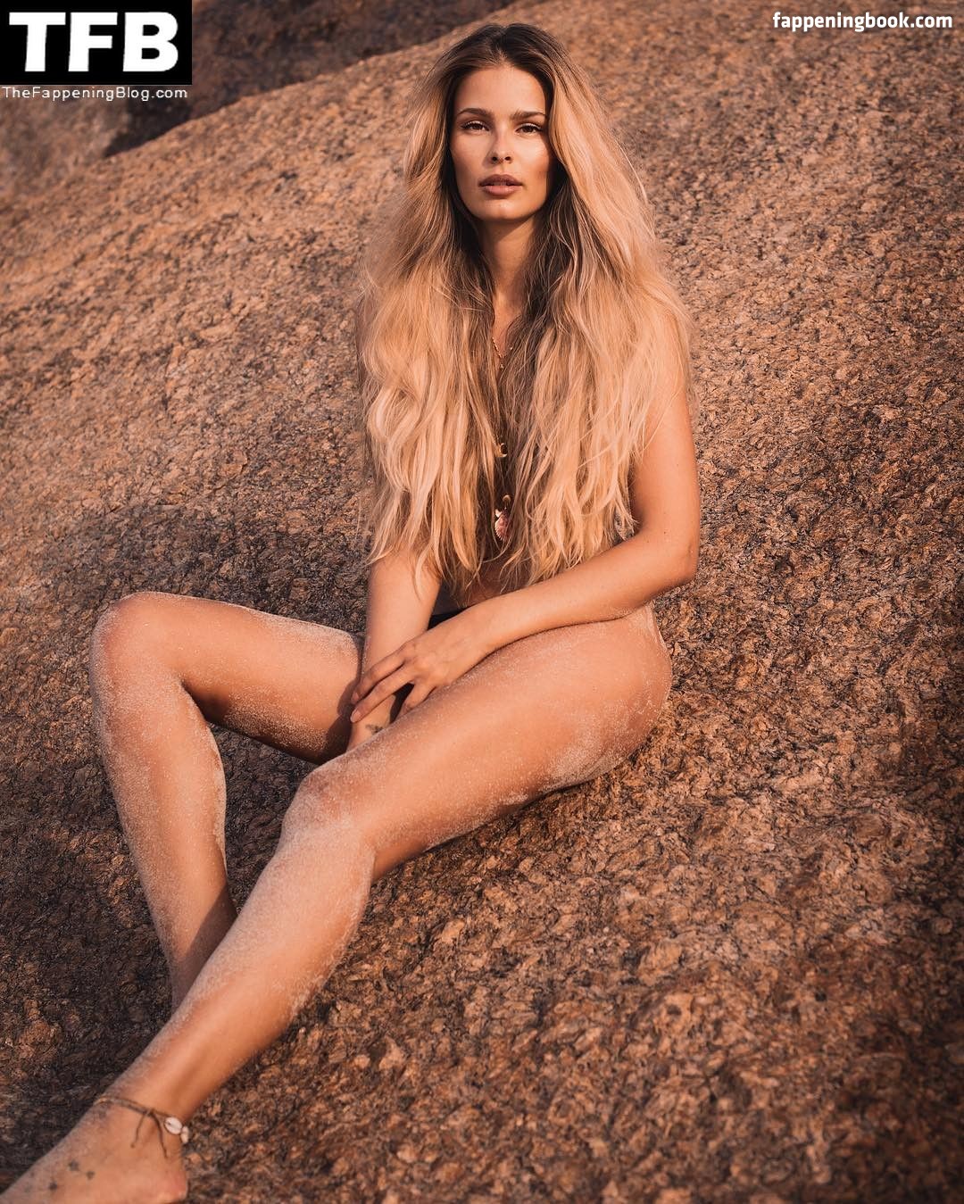 Yasmin Brunet Nude