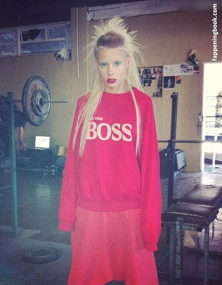 Yolandi Visser Fapello Latest Exclusive Leaked Photos