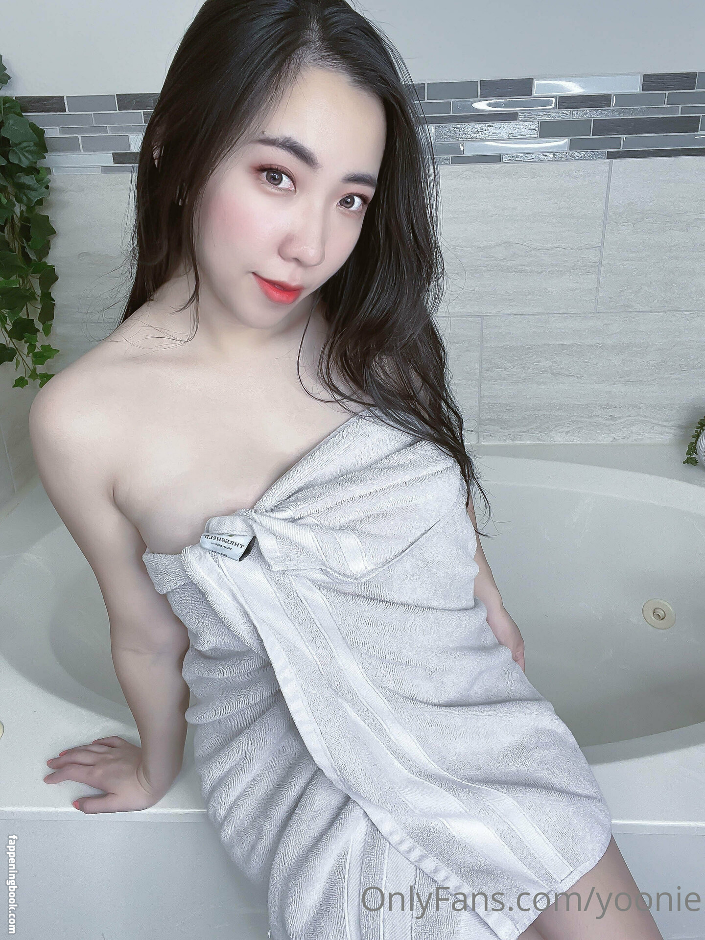 Yoonie Nude OnlyFans Leaks