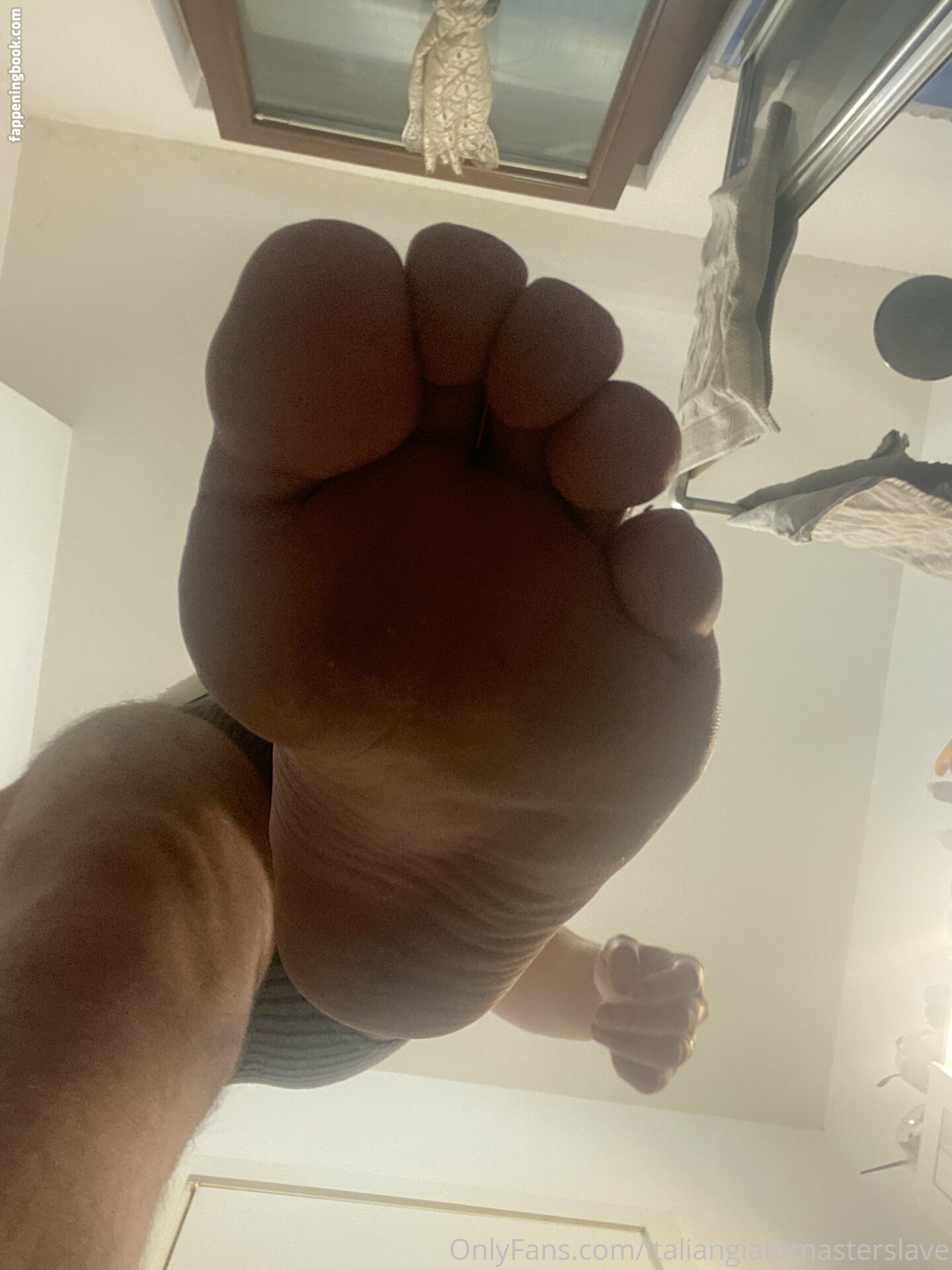 youloveyourkingfeet Nude OnlyFans Leaks