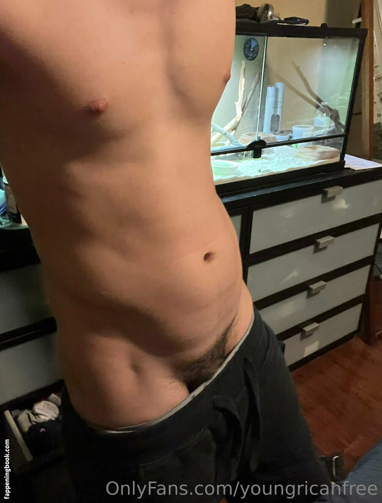 youngricanfree Nude OnlyFans Leaks