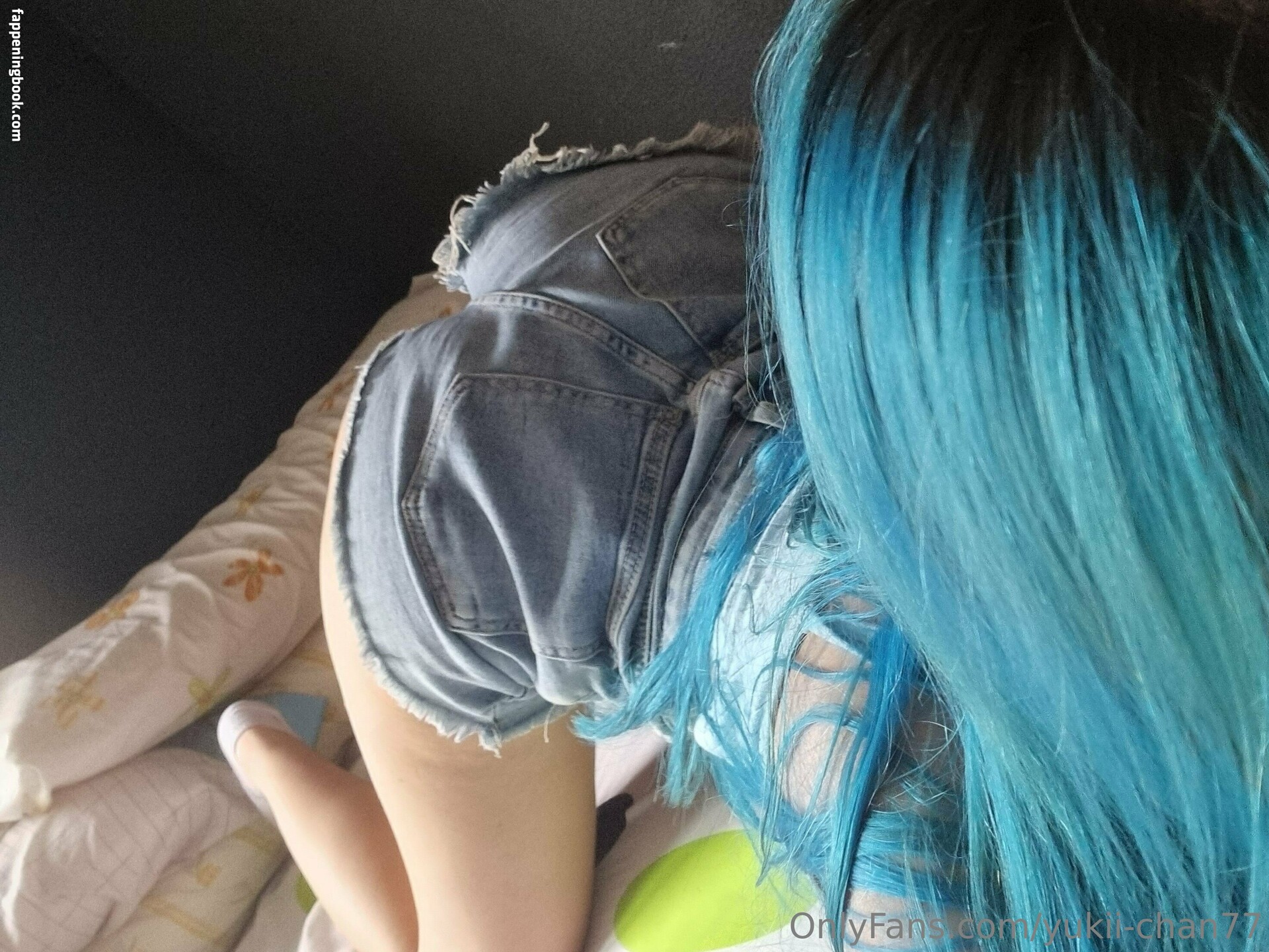 yourbluehairedwaifu Nude OnlyFans Leaks
