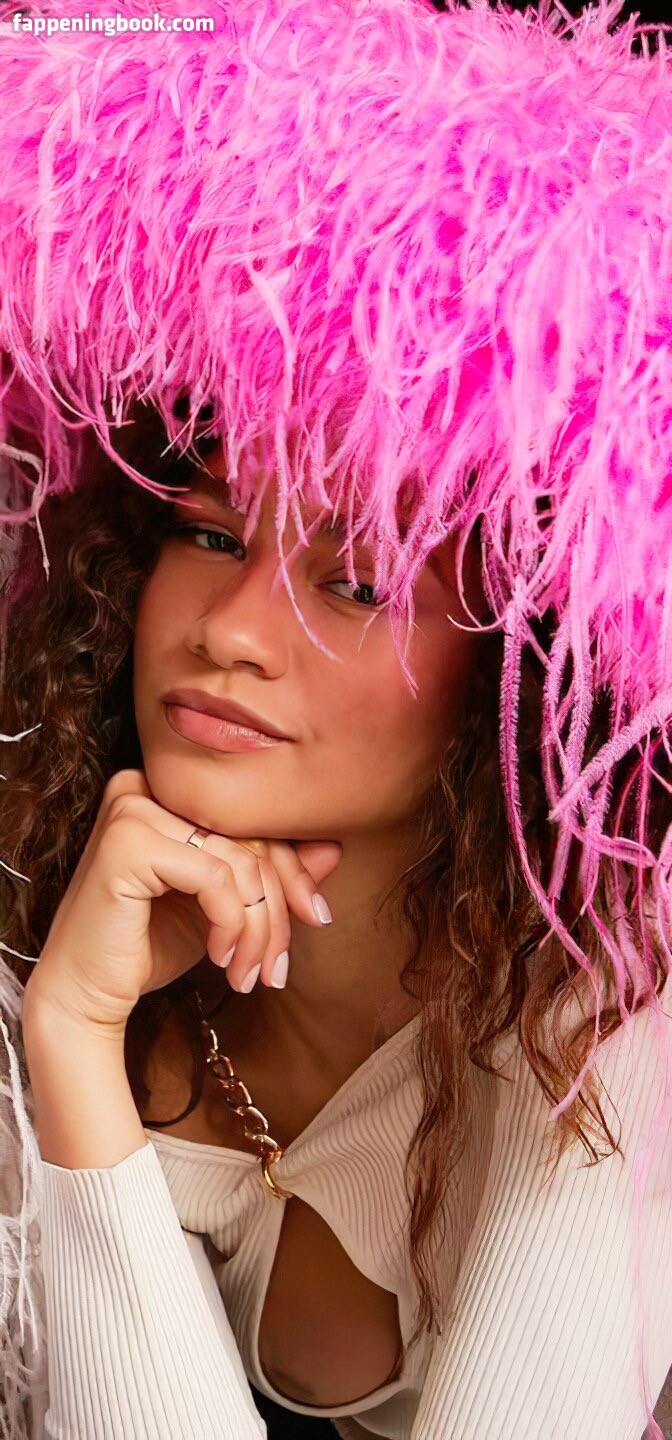 Zendaya Zendaya Nude Onlyfans Leaks The Fappening Photo