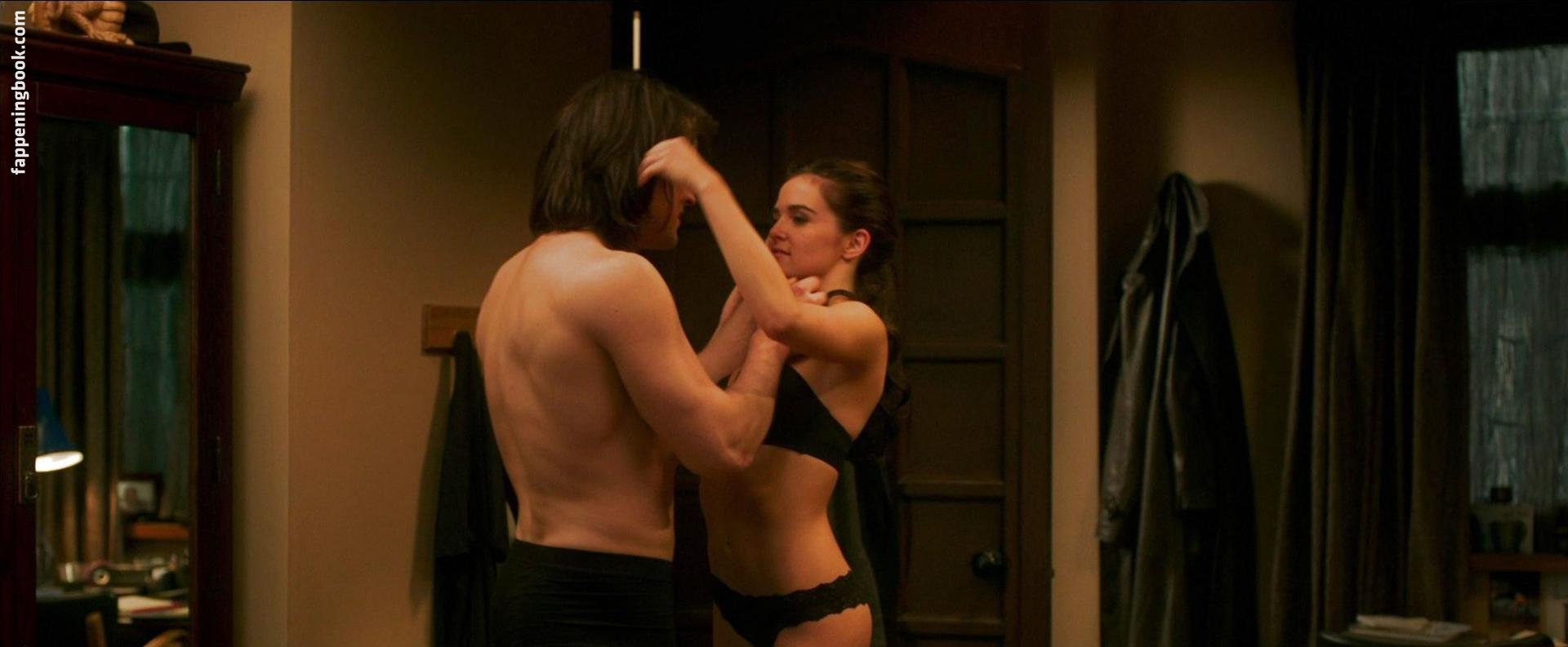 Zoey Deutch Nude, The Fappening - Photo #550308 - FappeningBook.
